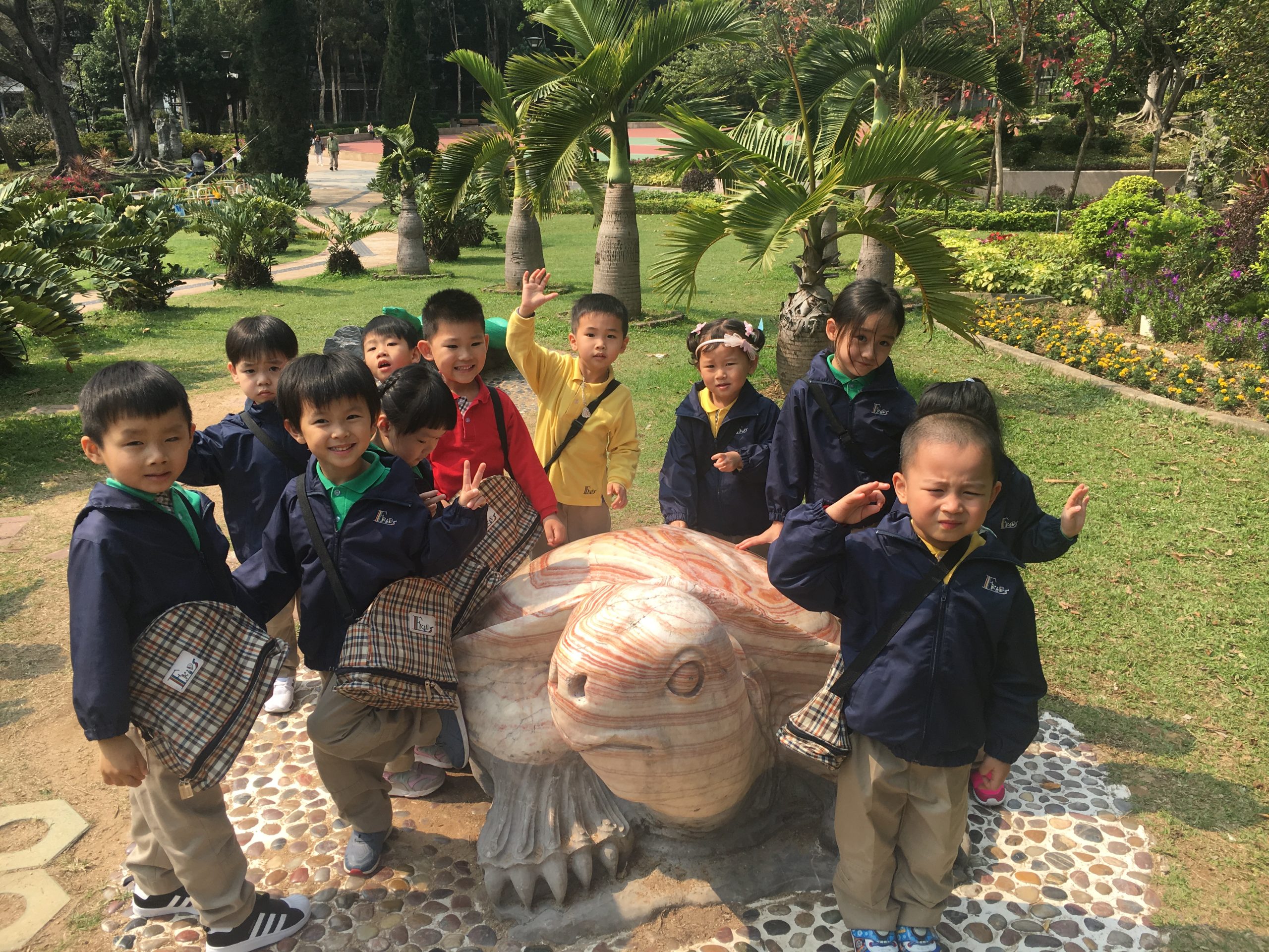 高班參觀屯門爬蟲館